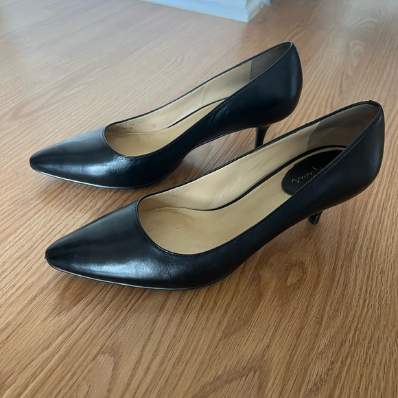Cole Haan Shoes - Cold Haan Low black heels size 8